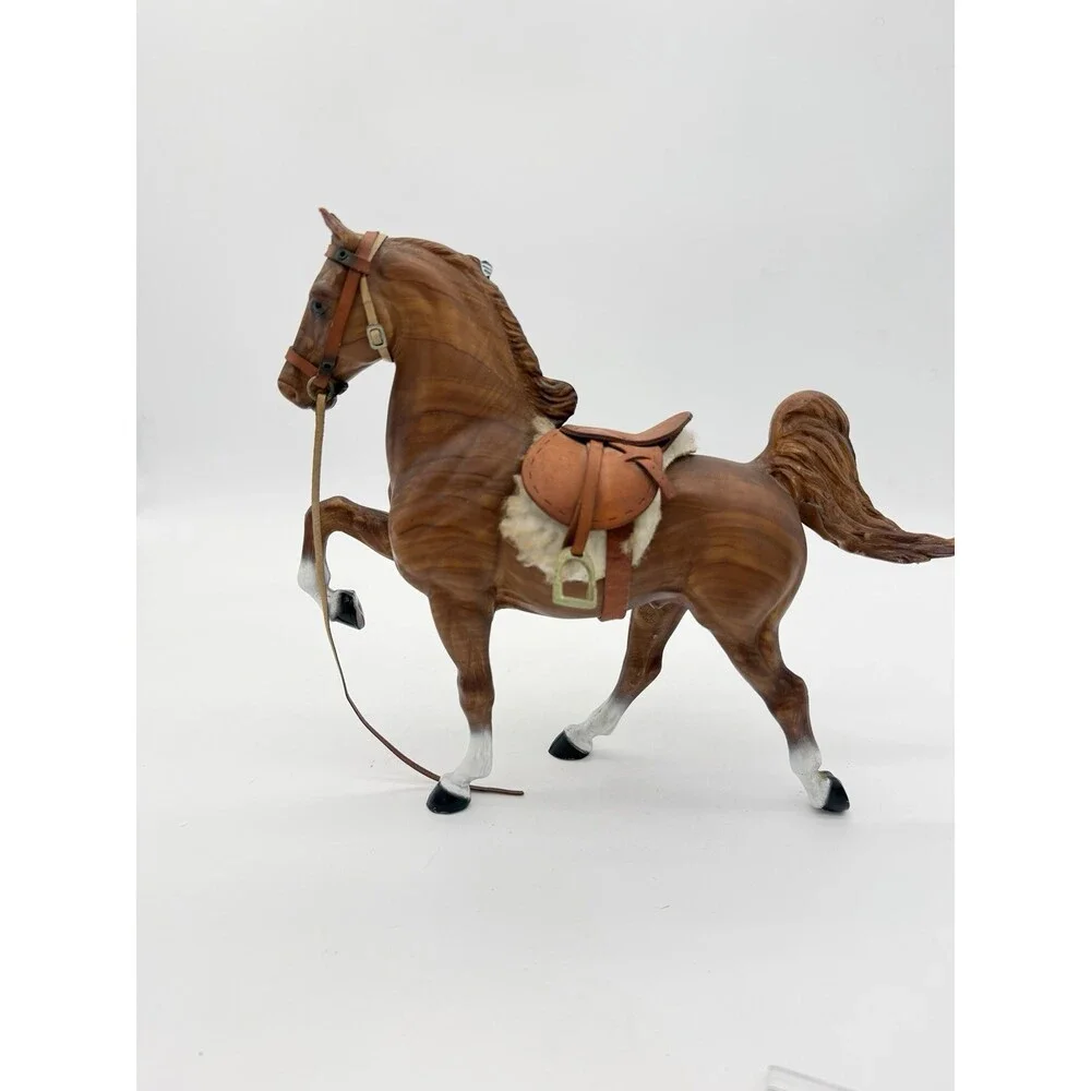 Breyer Five Gaiter Woodgrain w/Saddle & Bridle accessories 1964 Rare USA Horse